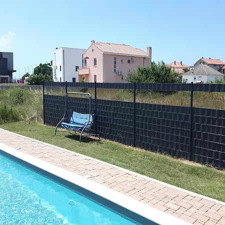 Apartament Lug, With Pool Privlaka (Zadar)