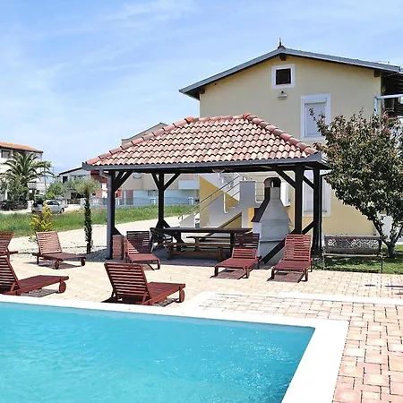Lug Privlaka With Pool Apartment Privlaka (Zadar)